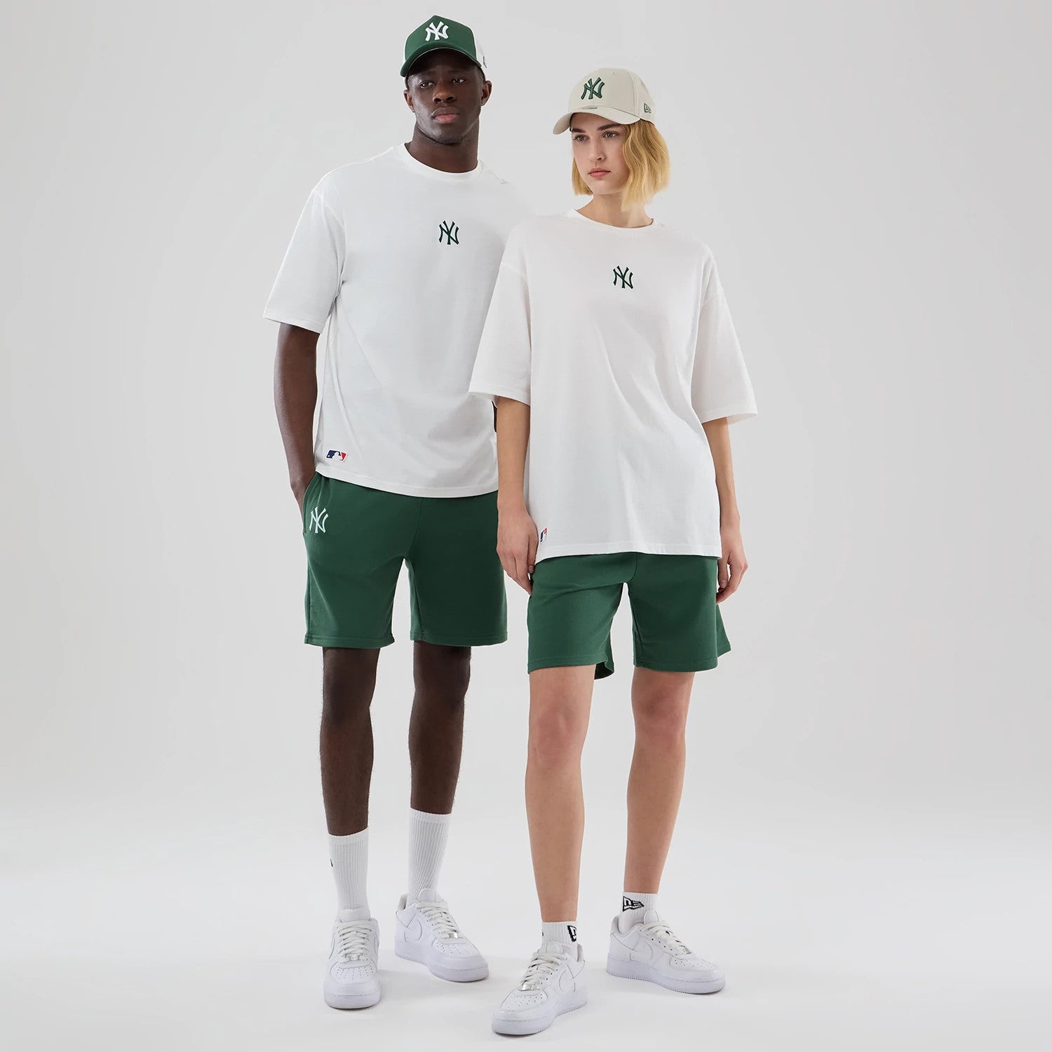 New Era New York Yankees MLB Midi League Essential White Oversized T-Shirt