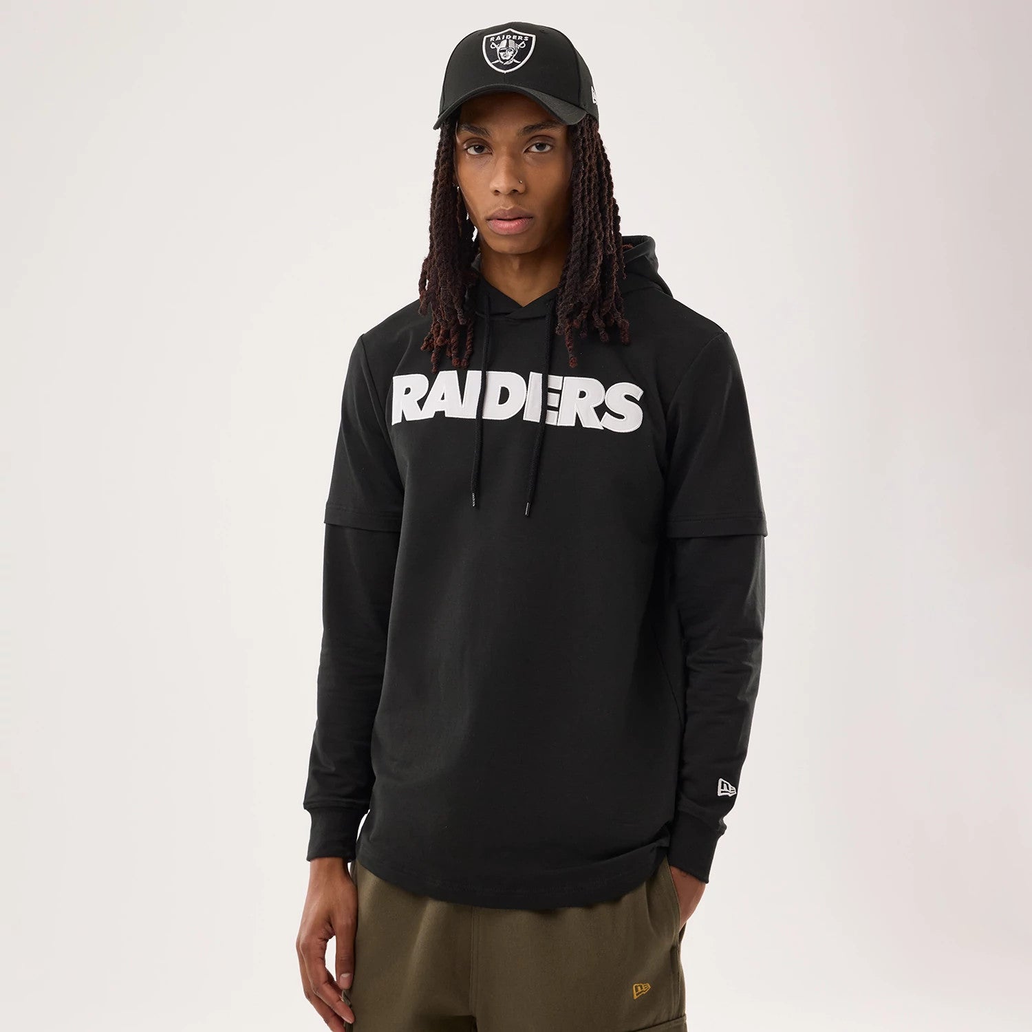New Era Las Vegas Raiders NFL Sideline 2026 Black Double Sleeve Hoodie
