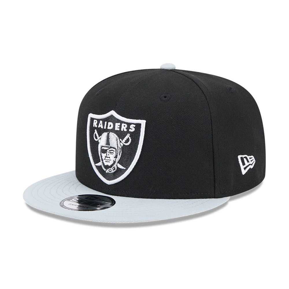 New Era Las Vegas Raiders NFL Evergreen Black 9FIFTY Snapback Adjustable Cap
