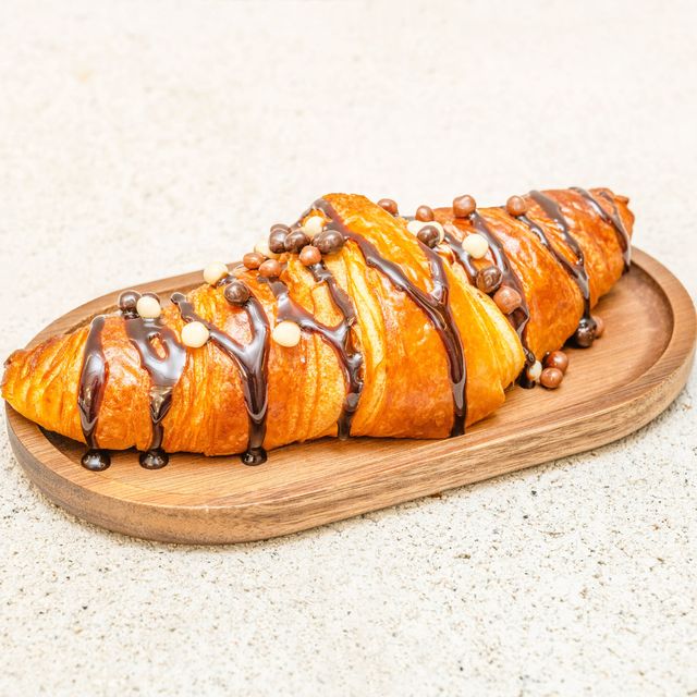 Croissant · Chocolate